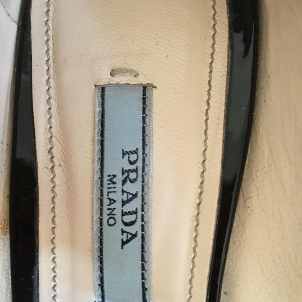 Authentic Prada - Picture 2 of 8
